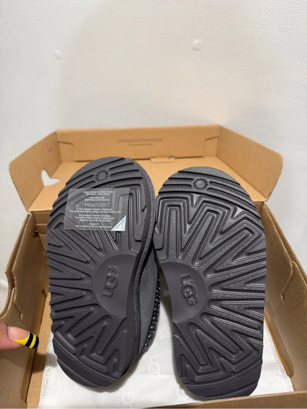 Brand new UGG Tasman in Charcoal Grey (unisex)